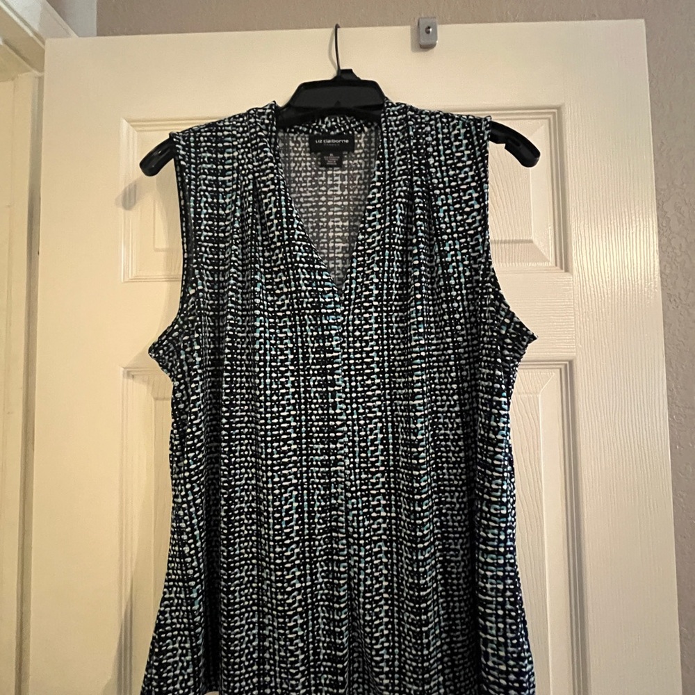 Sleeveless Black and White Top
